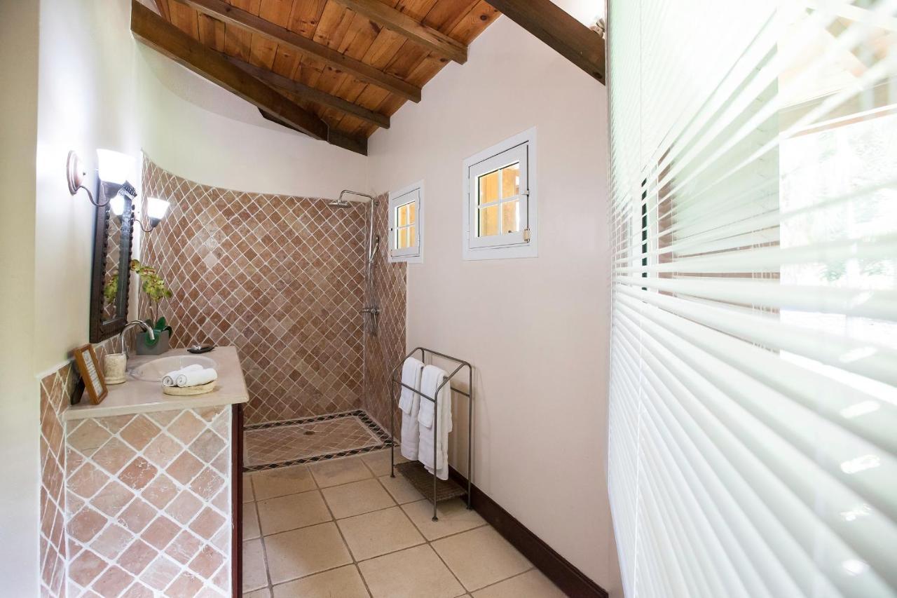 Palm Bay Villa Deshaies Dış mekan fotoğraf
