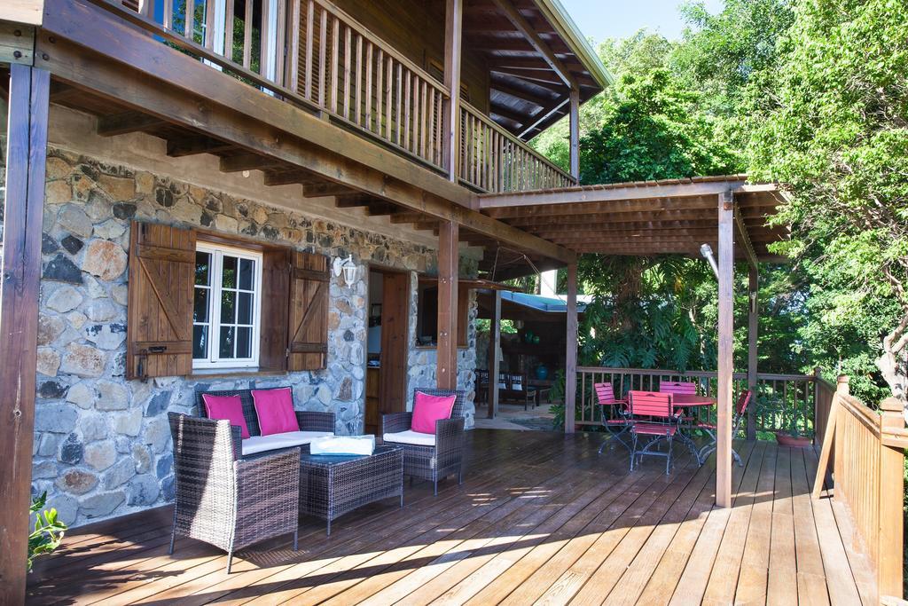 Palm Bay Villa Deshaies Oda fotoğraf